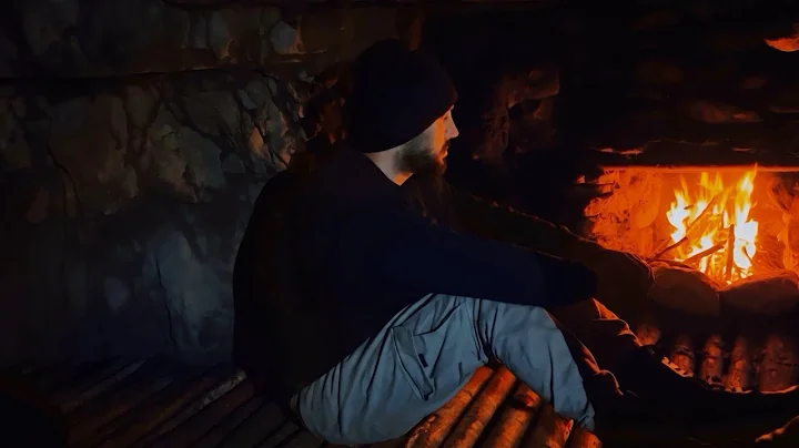 Cozy Bushcraft Shelter with Chimney – Real Survival Build