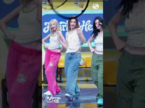 35초 요약으로 보는 하츠투하츠 'Lemon <strong>Tang</strong>' 직캠