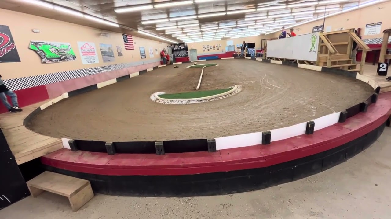 ￼ intermediate a-main￼ dirt oval mania ￼ race switchback RC in the valley ￼10/18/25 🥈place