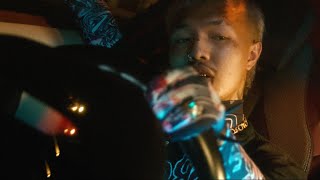 YOUNGOHM - แสงไฟ in the city (Official Video)