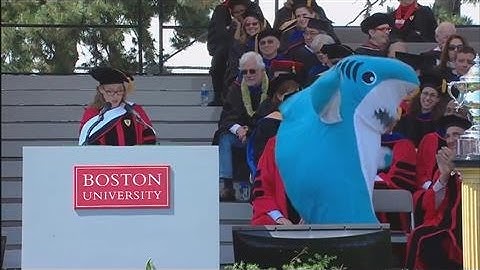 The Funniest Commencement Speeches of 2015