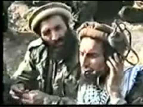 قهرمان ملی افغانستان شير پنجشير در حال رهبری جنگ