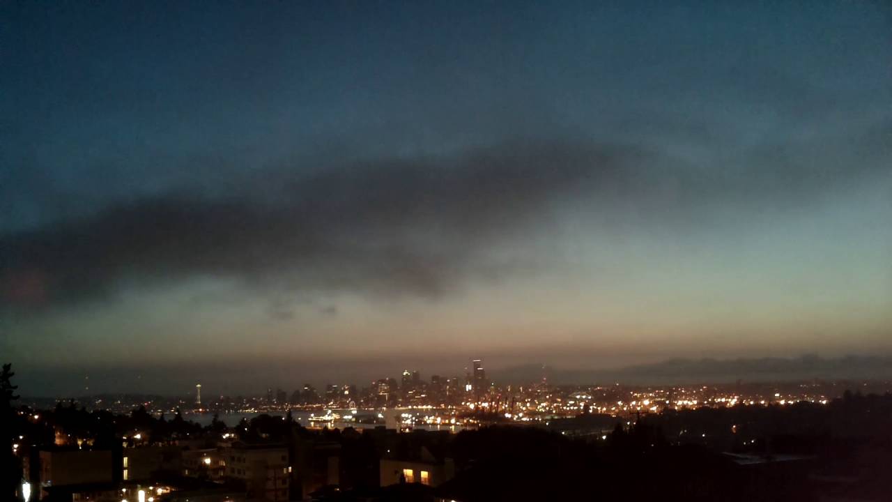 Seattle Skyline Time Lapse - Foggy Summer Morning