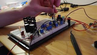 4-voice 40106 breadboard oscillator test