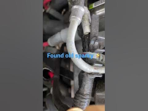 Misfire diagnostics p0306 L99 LS3 Chevy Camaro cause: leaky plug wire 🤣