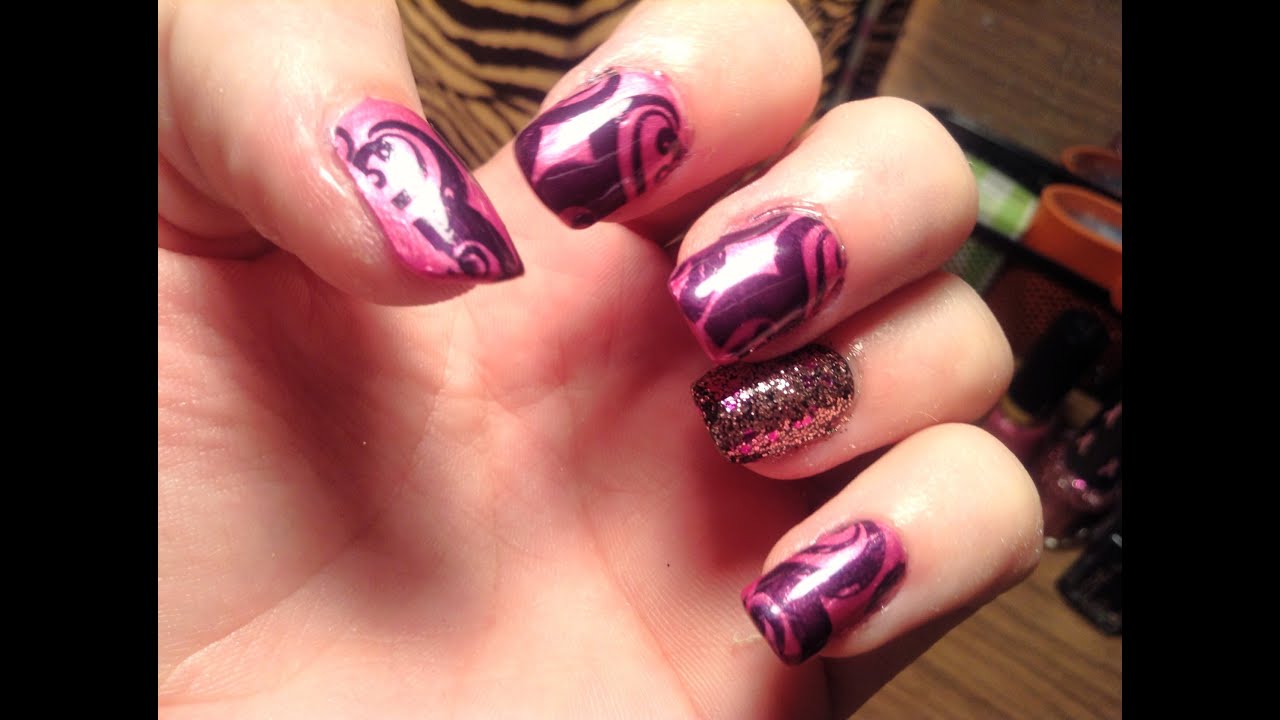 black swirl nail design