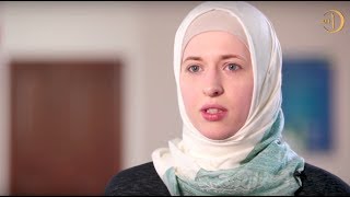 Ukrainian woman came to Islam after an amazing dream (English subtitles)