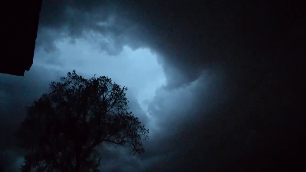 Derecho Kalisz/Poland Powerful lightnings 11.08.17