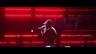 Jay - Z Brings Out Eminem To Perform “Renegade” At Yankees Stadium