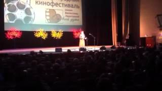Зинаида Кириенко исполняет "Малиновый звон" screenshot 3