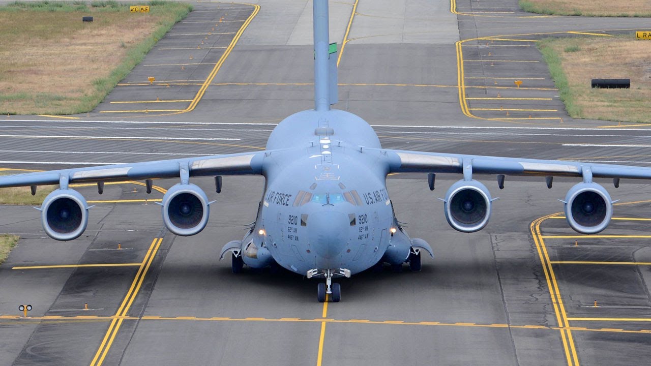Boeing C-17 Globemaster III Landing at McChord Field, United States Air ...