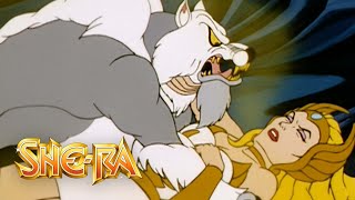 She-Ra encounters a snow wolf | She-Ra Official | Masters of the Universe Official by Masters of the Universe: He-Man & She-Ra 7,406 views 1 year ago 6 minutes, 49 seconds