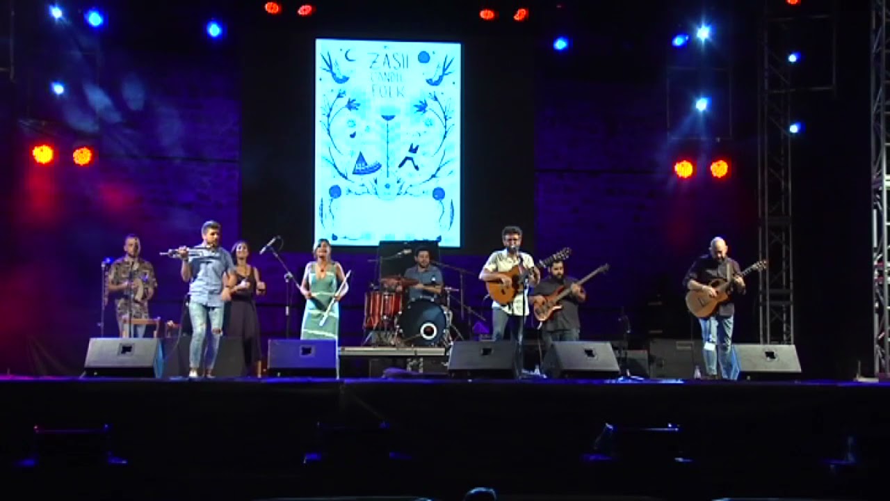 DE TODO TENGO ZAS CANDIL FOLK PLASENCIA 23 08 2019