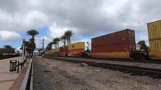 BNSF 7509 5509 6901 - 7098 7845（166両編成の貨物列車）