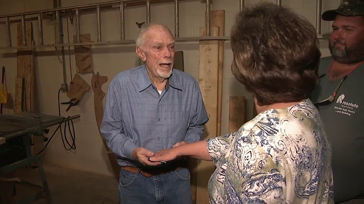 87 year old Tennessee man builds 200 rocking horses for at risk kids