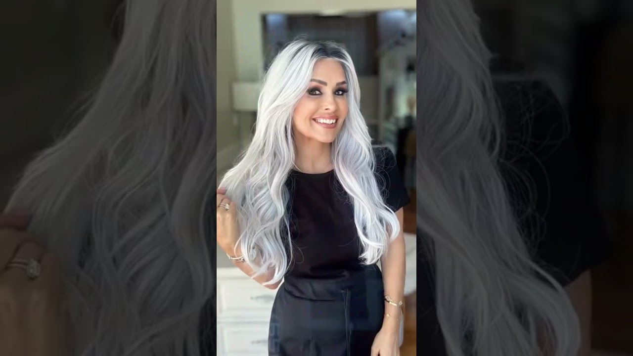 Queue the Hue by Raquel Welch ❤️ 