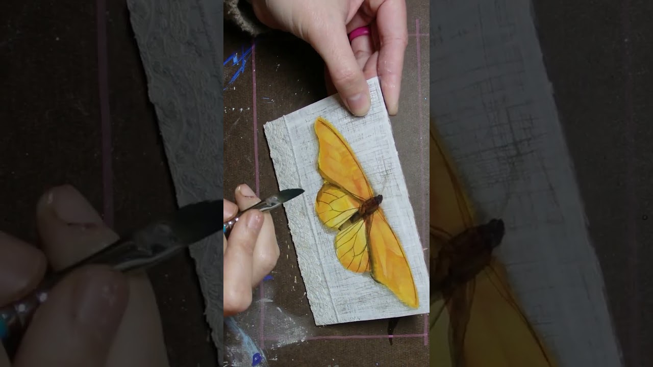Using a Dagger brush to paint Monarch Butterfly Wing Veins 🦋
