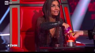 Morgan rompe il pulsante a The Voice Of Italy - TV Best Moments