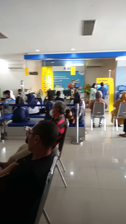 Antrian Bank BCA Full di Awal Pekan dan Habis Libur Panjang
