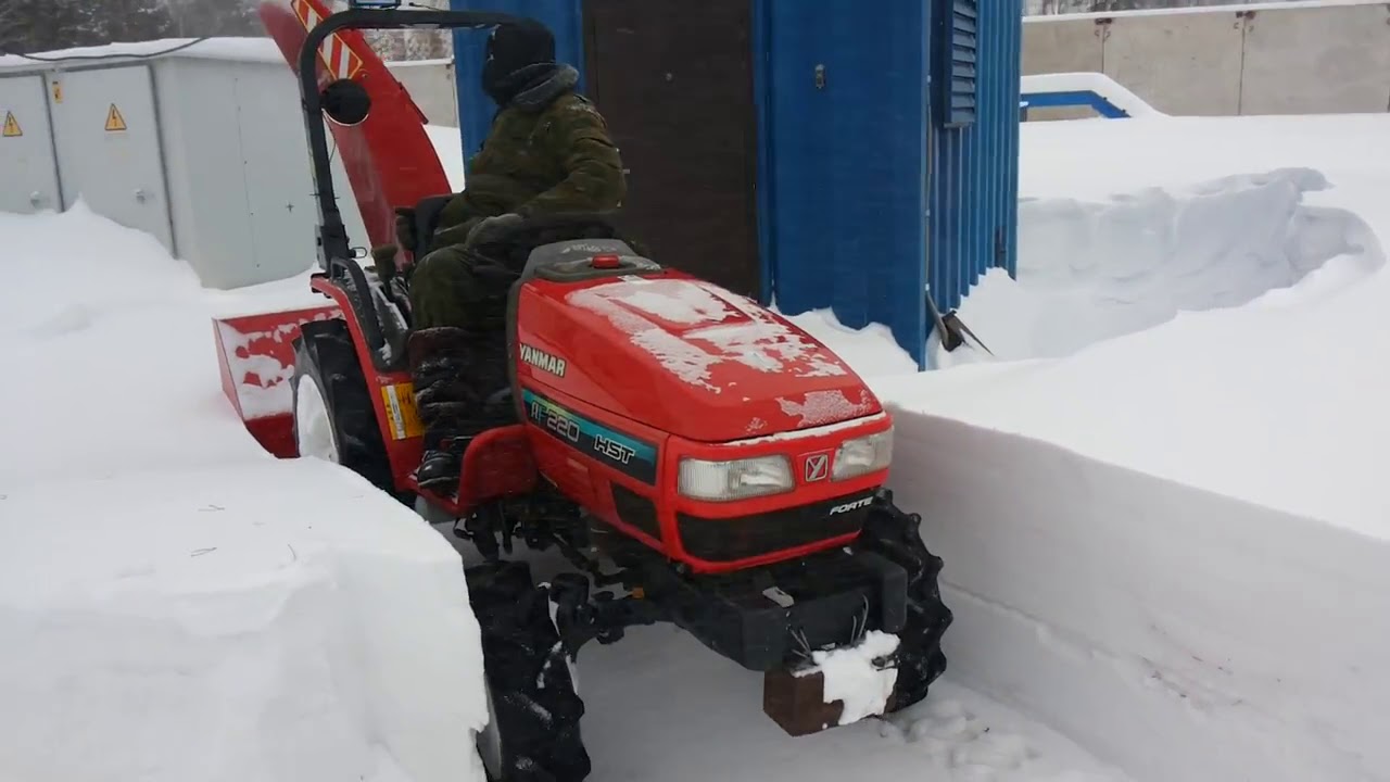 Шнекоротор снег. Снегоочиститель шнекороторный навесной снег 1250. Шнекоротор на МТЗ 320. Снегоротор для минитрактора 1250. Шнекороторный снегоочиститель для МТЗ 320.