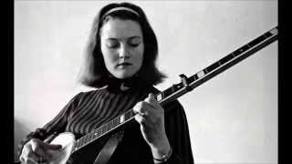 Video thumbnail of "Peggy Seeger - "Emily""