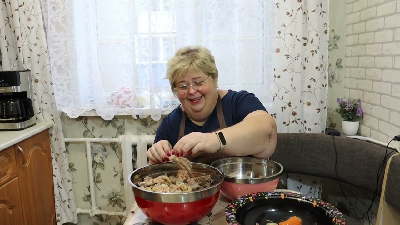 Вкусные голубчики. Готовлю холодец с домашней курочкой