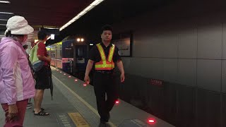 台鐵 3071次EMU500 型 區間快車 高雄站進站