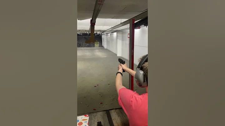 Glock 44 .22LR. Learning to shoot
