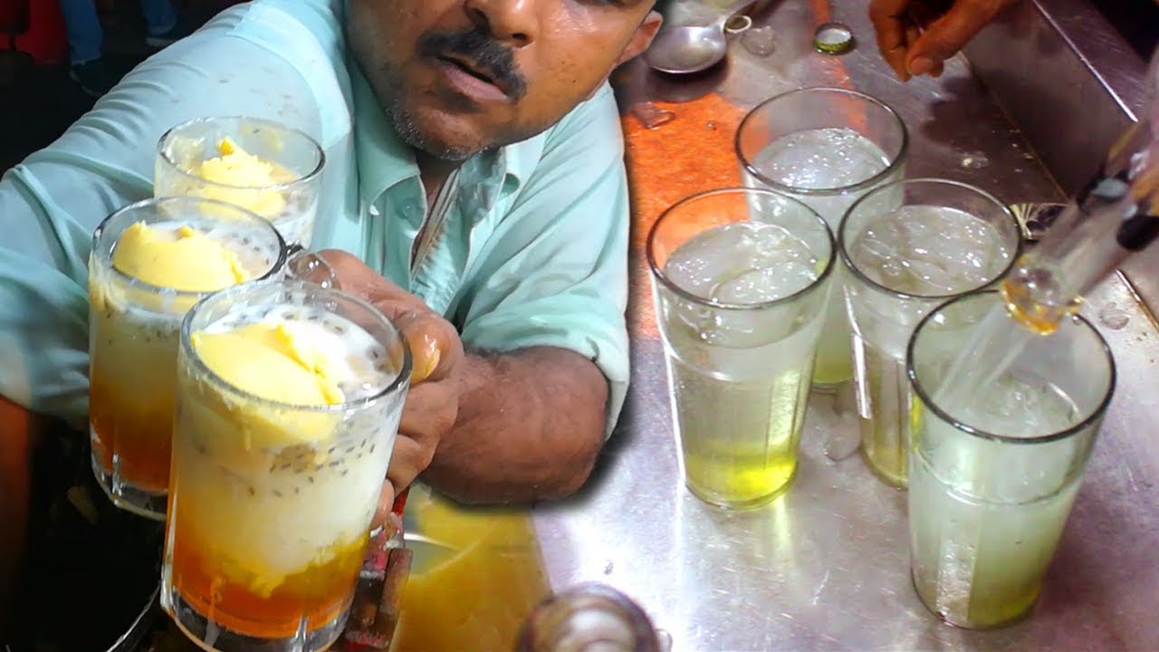 Mango Ice Cream Kulfi Falooda | Limca Soda | Street Food of Karachi Pakistan