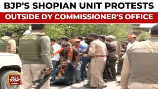 BJP's Shopian Unit Protests Outside Deputy Commissioner's Office, Block Road | Watch This Report