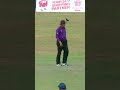 Henry Pollock tries cricket 🏏
