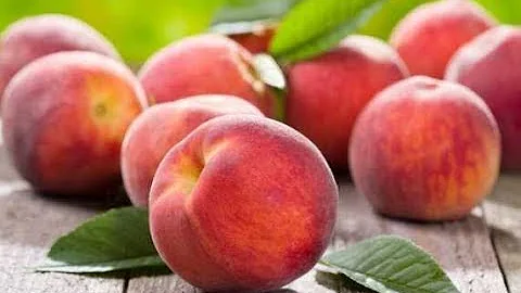 Лысий фрукт: Кому полезны персики, абрикосы, и нектарины