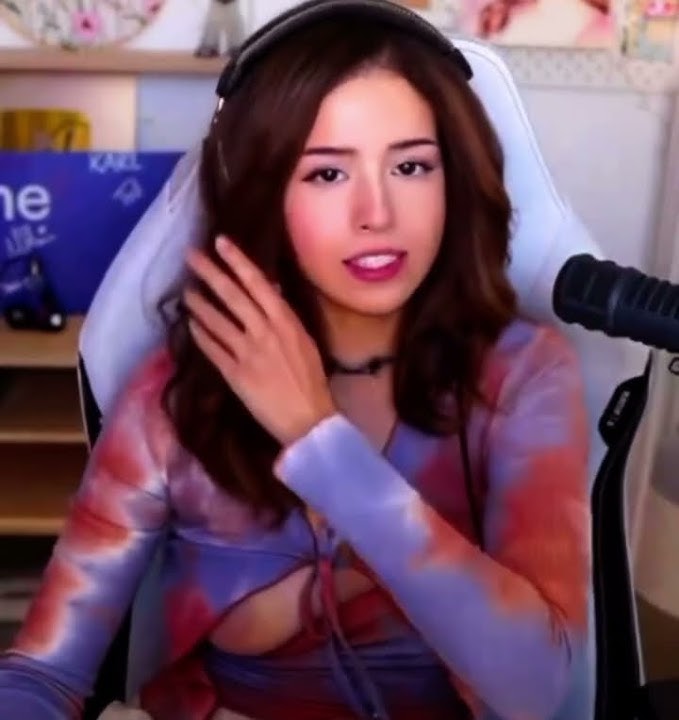 Pokimane Boobs Leak #ytshorts #pokimane #streamer #leaks #shocking #tweetreels #drama #viralvideo l