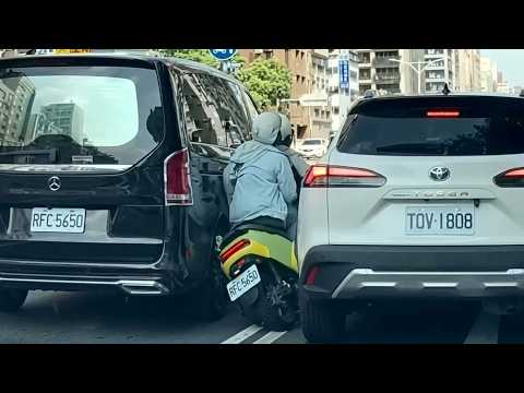[Car accident video] Unclear what was being ridden (2026.10.02, Da'an District, Taipei)