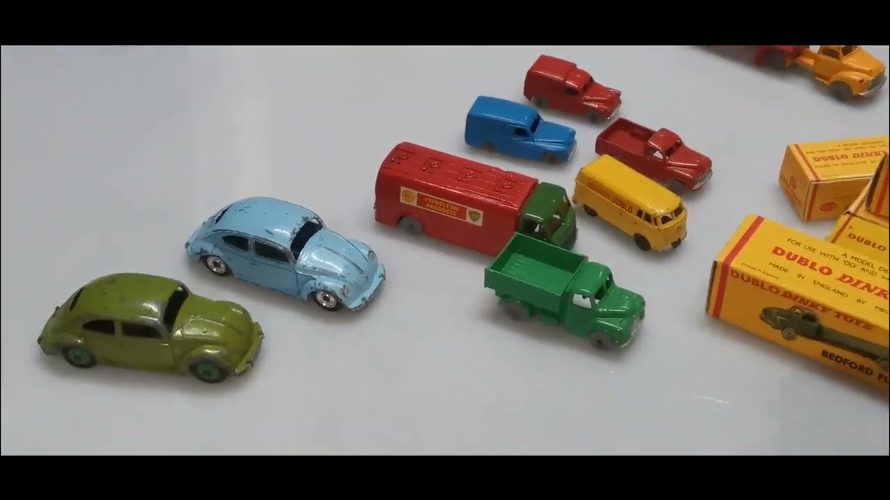 Le Grand Livre Dinky toys コレクションセット Dinky Dublo, and other pieces from Dinky Toys - YouTube