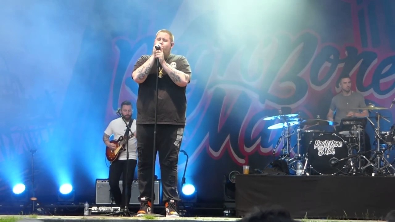 Hard came the rain - Rag N Bone Man Stadtpark Hamburg 1.06.17 - YouTube