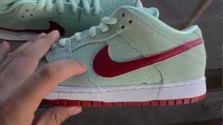 nike sb dunk low monopoly