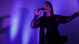 Je Ne Regrette Rien - Cover Deyanira Berardinelli