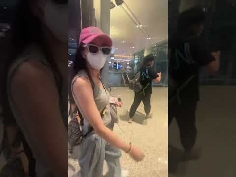 2023.06.12 Fancam #迪丽热巴 at SHA Departed KWE