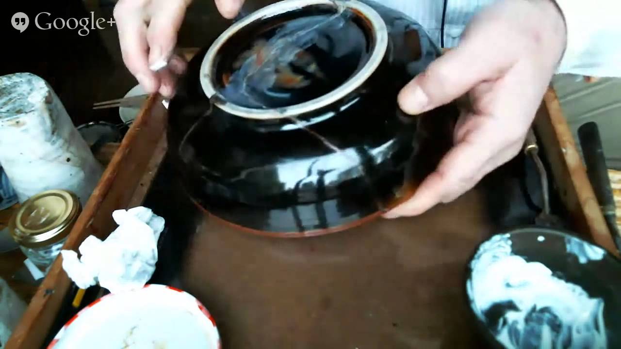 Kintsugi, final polishing of the metal.