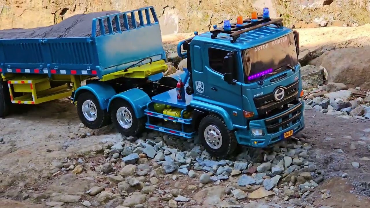 AKSI KE 42 ‼️ Perbaikan Jalan Rc Truk Trailer VS Tronton Angkut Material Pasir Lintasi Jalan Ekstrim