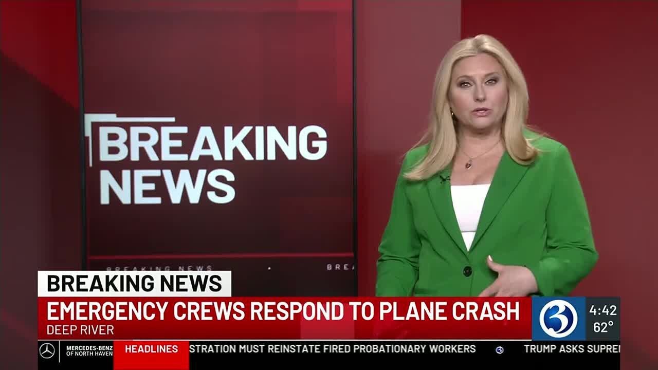 Emergency crews respond to plane crash - YouTube