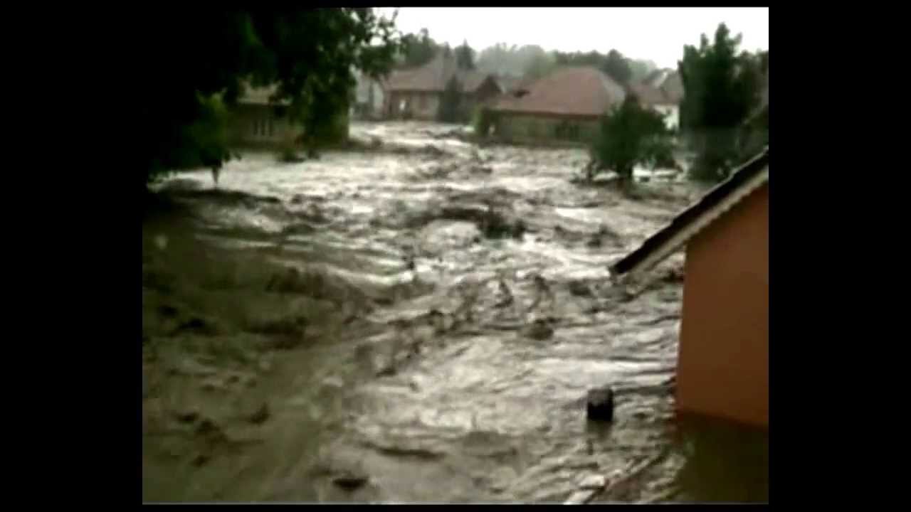 Flood, Farkaslaka Romania 23 08 2005
