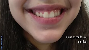 O que se esconde atrás de um sorriso?