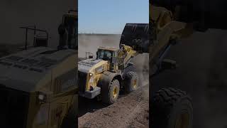 Monstrous mulch loading bucket on a komatsu WA500 wheel loader cat truck jcb