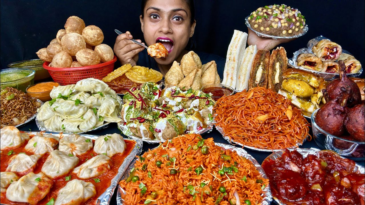 Spicy Gilo Chatpatey Jhol Momo Golgappa Dahi Puri Schezwan Noodles Chicken Lollipop Samosa Eating 