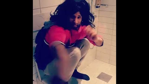 Rahim Pardesi Nasreen having a shit day