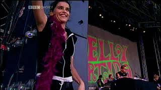 Nelly Furtado - Turn Off The Light - Glastonbury 2002