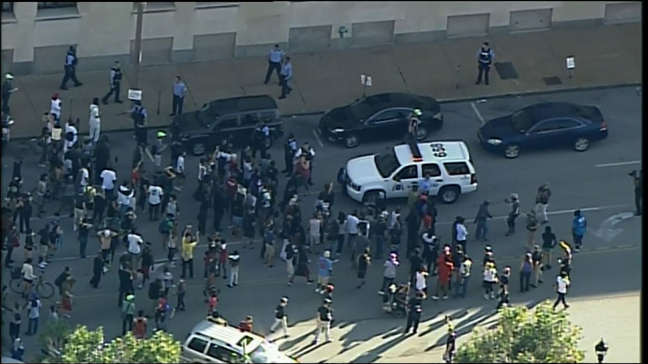 Police Use Pepper Spray on St. Louis Protesters YouTube