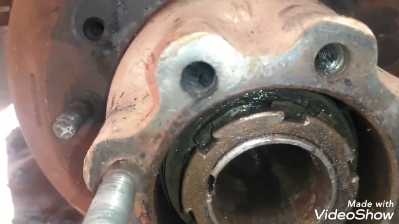 Continuação da troca do retentor do cubo de roda traseira da mb 608